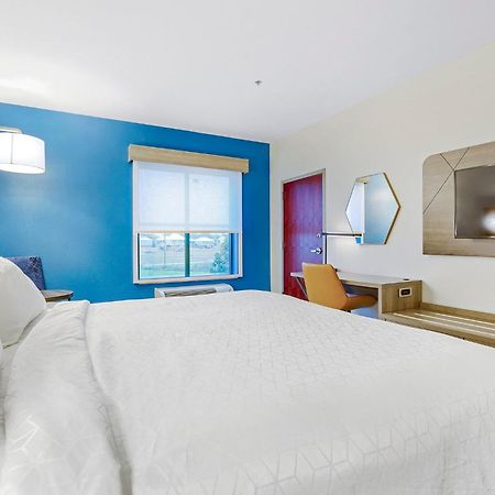 Holiday Inn Express - Gulfport Beach By Ihg Bagian luar foto