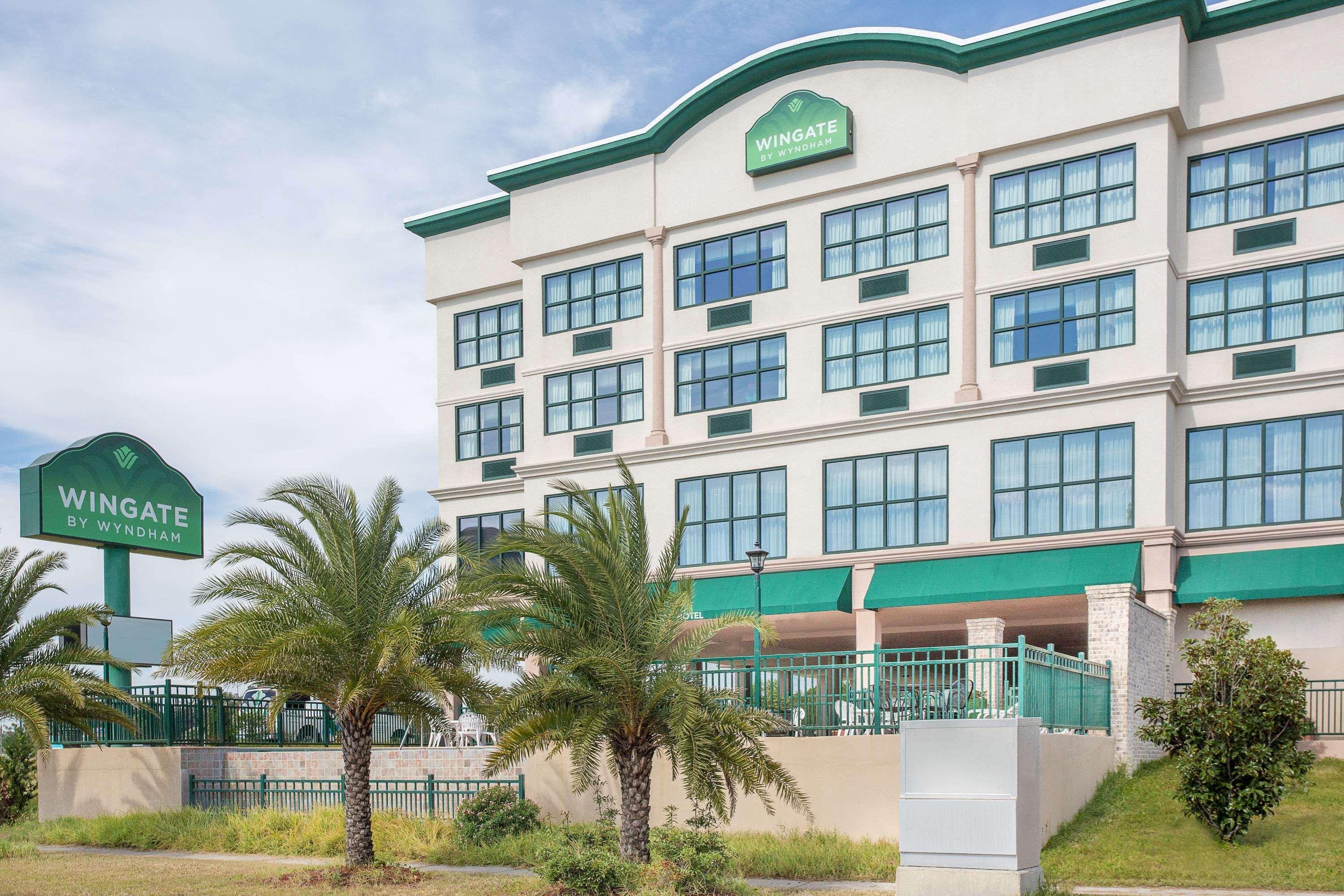 Holiday Inn Express - Gulfport Beach By Ihg Bagian luar foto